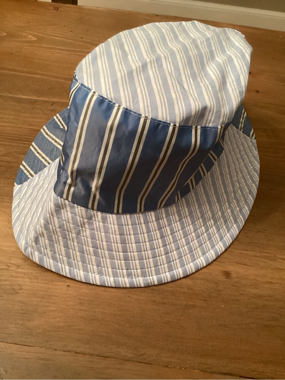 anthropologie blue striped bucket hat